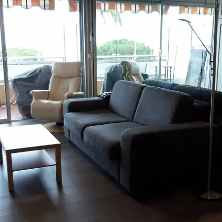 Lejlighed Vue Mer, Balcon Face Port De Garavan, Et Gare A Pied