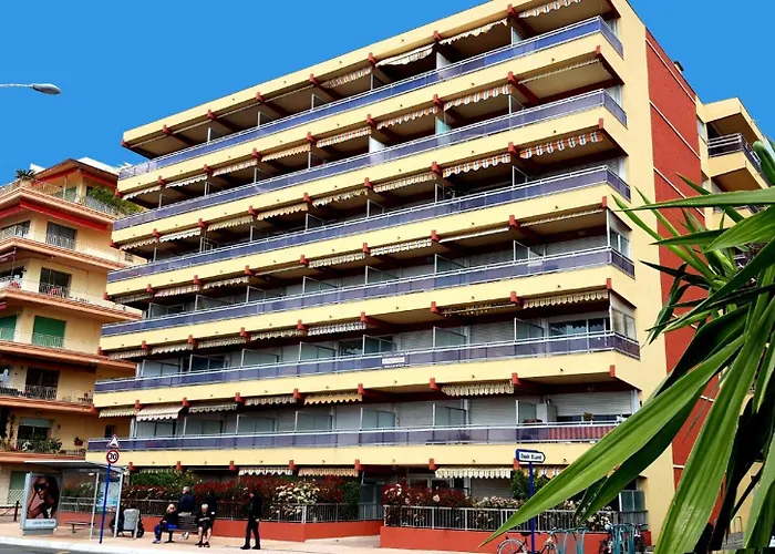 아파트 Vue Mer, Balcon Face Port De Garavan, Et Gare A Pied *